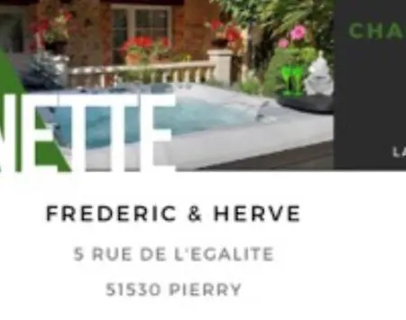 La Crapounette (adults Only) Bed and Breakfast
