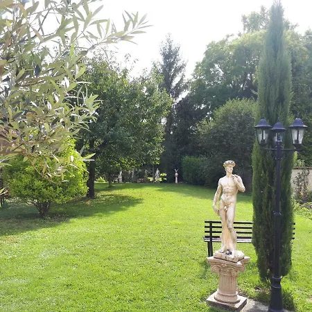 La Crapounette (adults Only) * Pierry